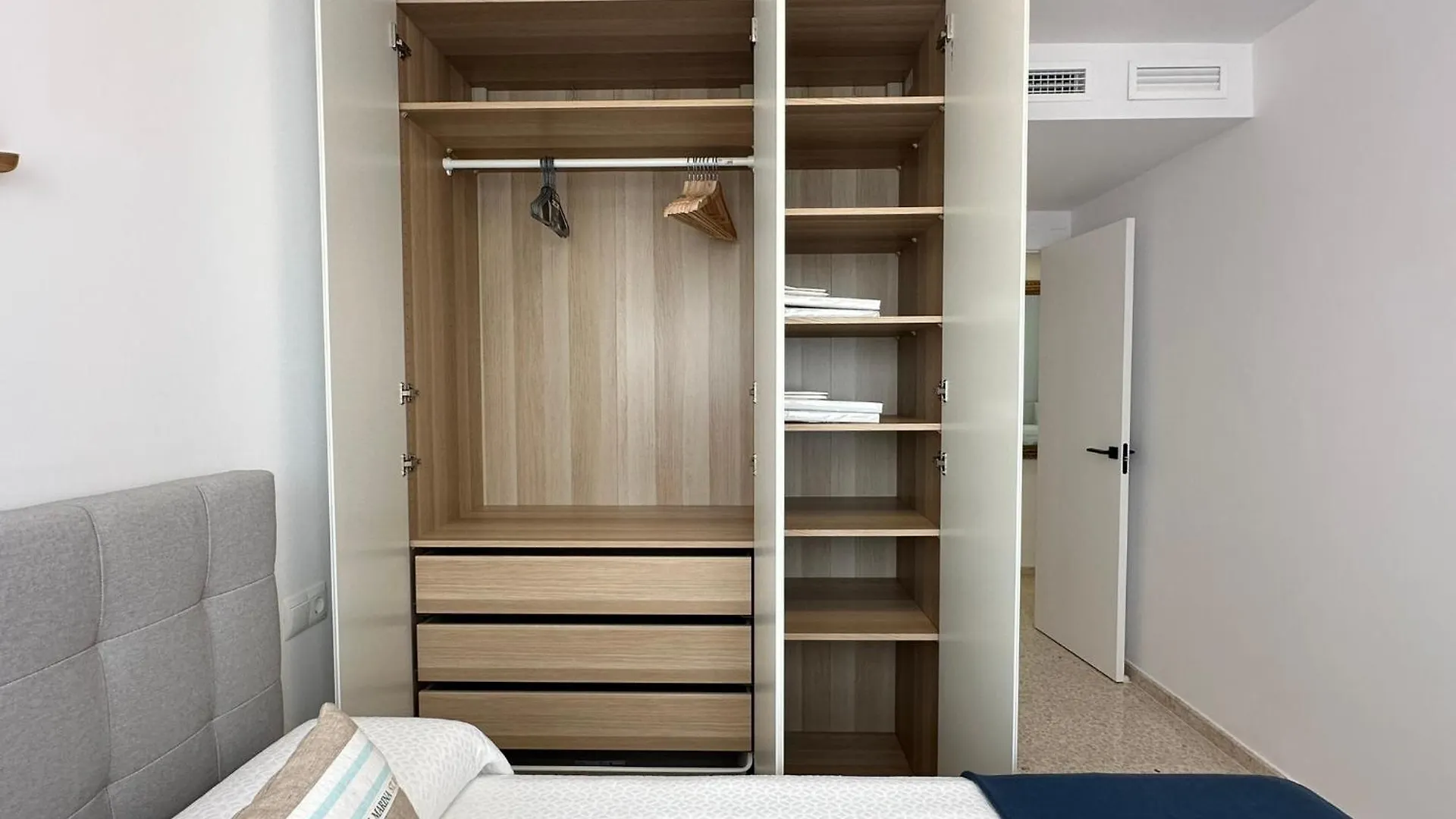 Apartamento En Torre Del Mar Proximo A La Playa Apartment