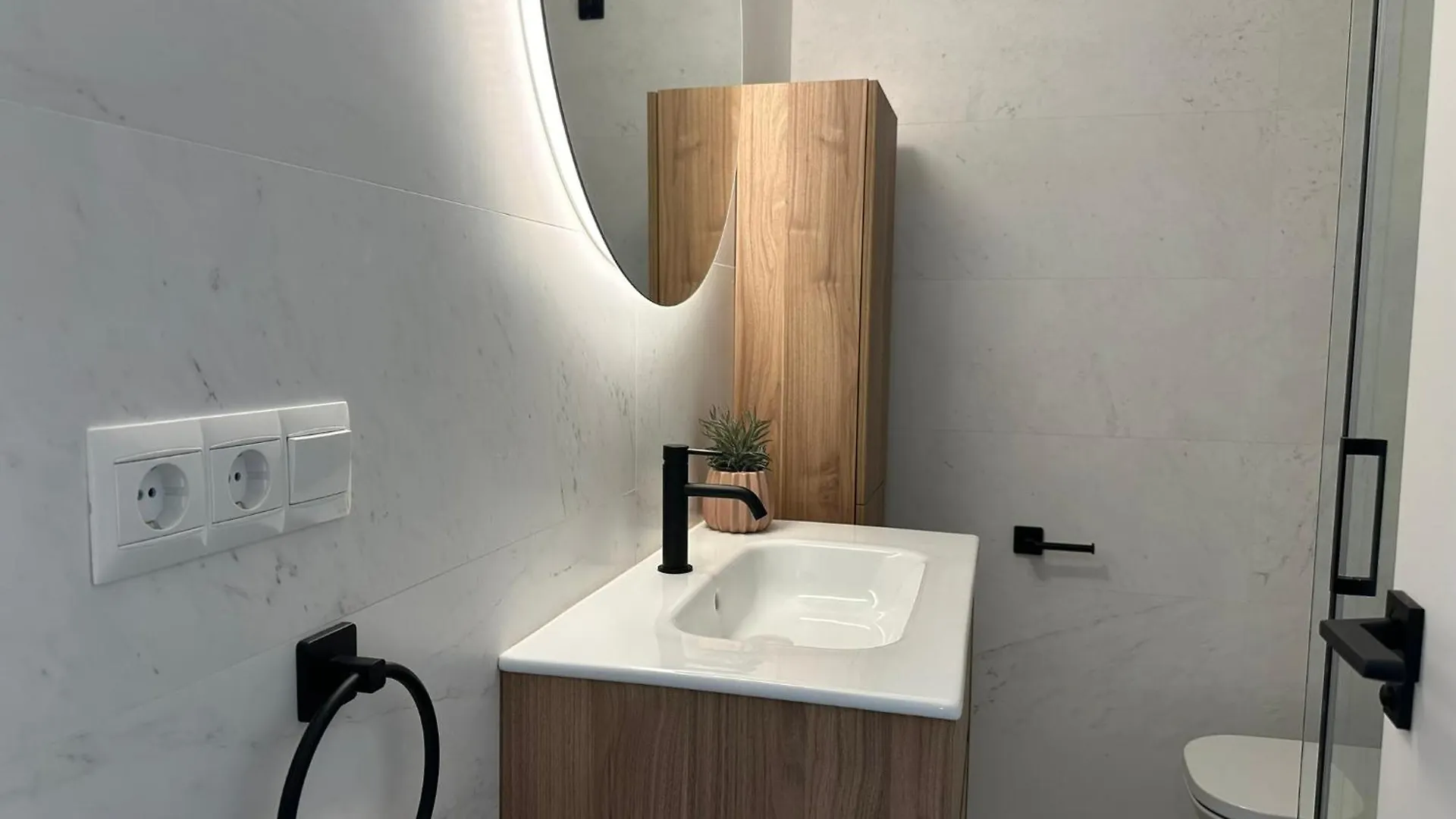 Apartamento En Torre Del Mar Proximo A La Playa 0*,
